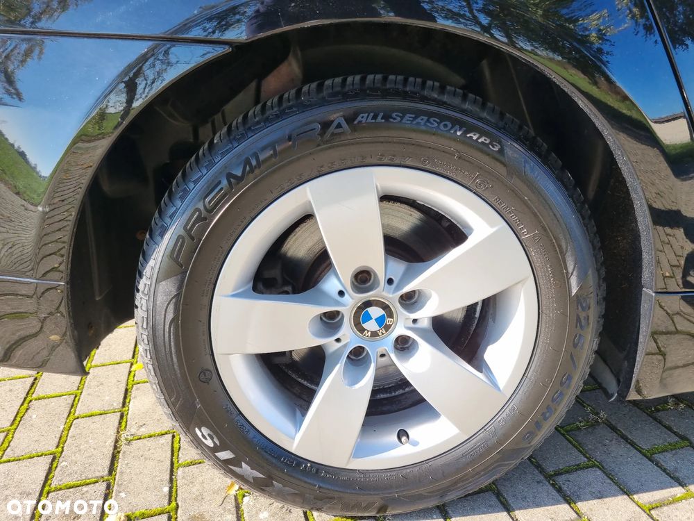 BMW Seria 5 520d Touring Edition Lifestyle - 17