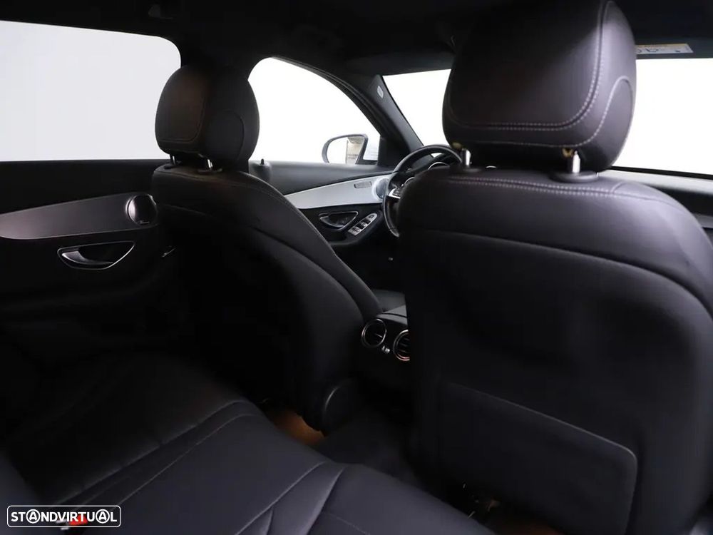 Mercedes-Benz C 200 - 29