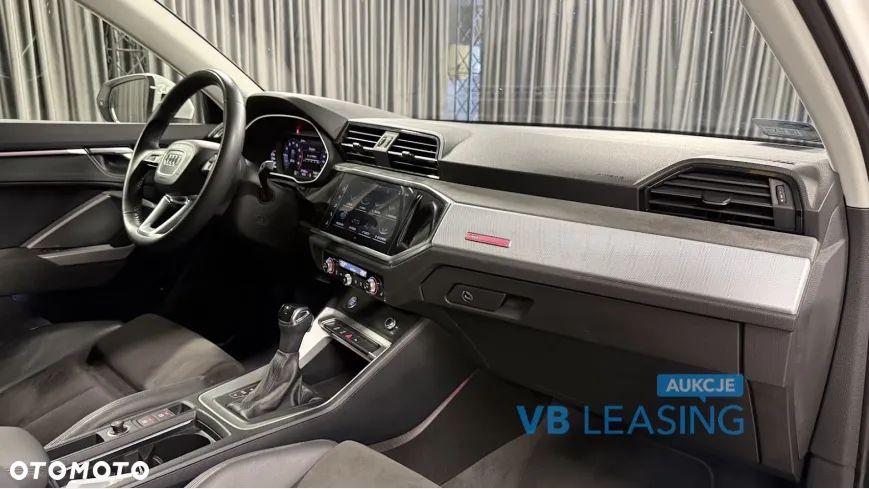 Audi Q3 35 TFSI S tronic - 13
