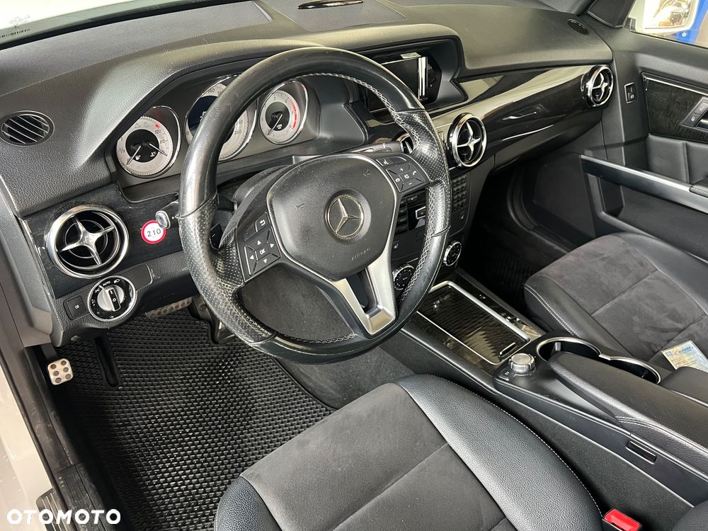Mercedes-Benz GLK 220 CDI 4Matic (BlueEFFICIENCY) 7G-TRONIC - 30