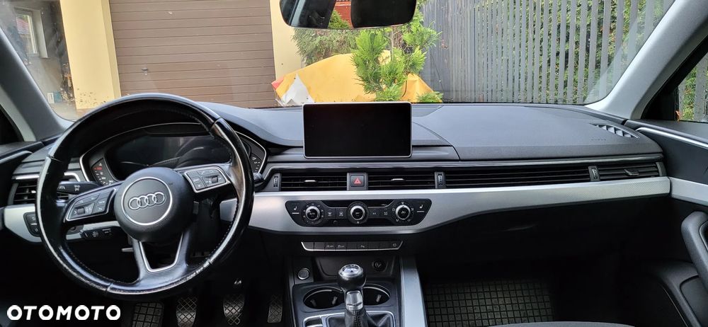 Audi A4 - 12