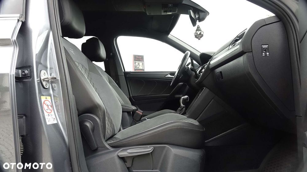 Volkswagen Tiguan - 30