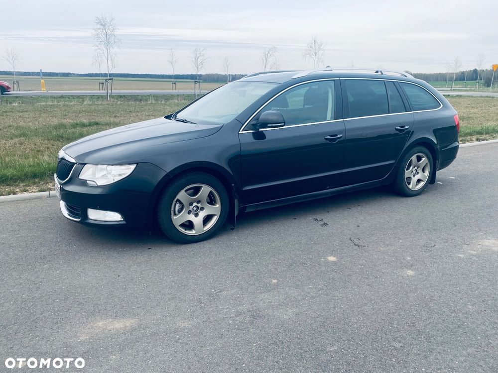 Skoda Superb 2.0 TDI PD DSG Comfort - 3