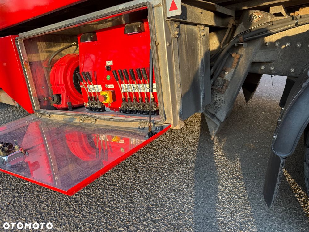 DAF LF 210 Pomoc drogowa laweta holownik widelec platforma hydrauliczna - 15