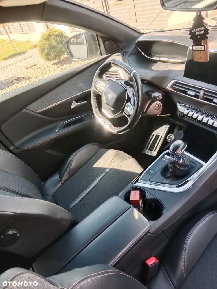 Peugeot 3008 1.5 BlueHDi GT S&S - 5
