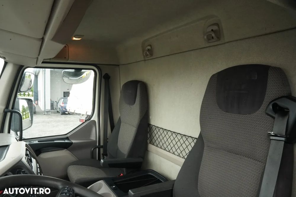 DAF LF 260 / 4X2 / LIVRARE - 7.30 + HDS HYVA HC 153 / RADIOCOMANDĂ / ROTATOR / AUTOMATĂ / EURO 6 - 29