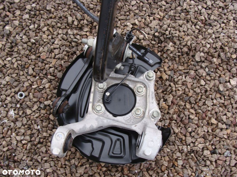 zwrotnica piasta wahacze prawy tył ford s-max mk2 e1gc2c299a2b - 2