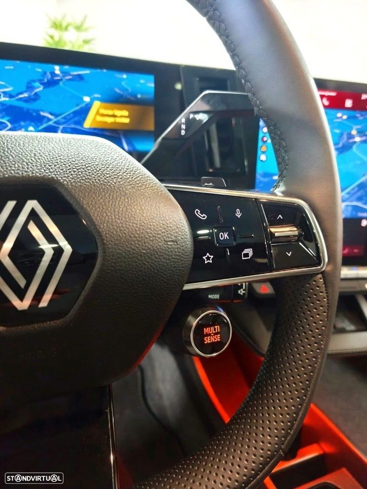 Renault Scénic E-Tech 220 Long Range Techno - 33