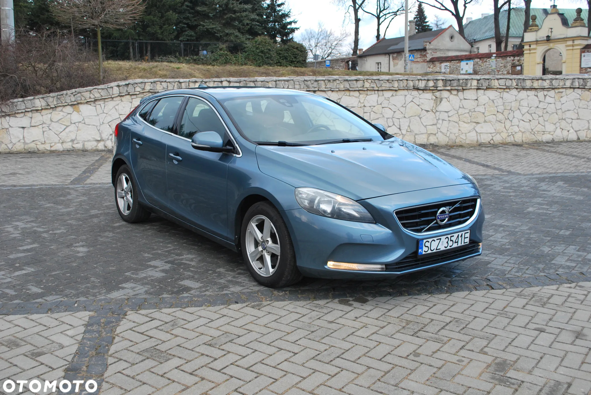 Volvo V40 T2 Momentum - 10