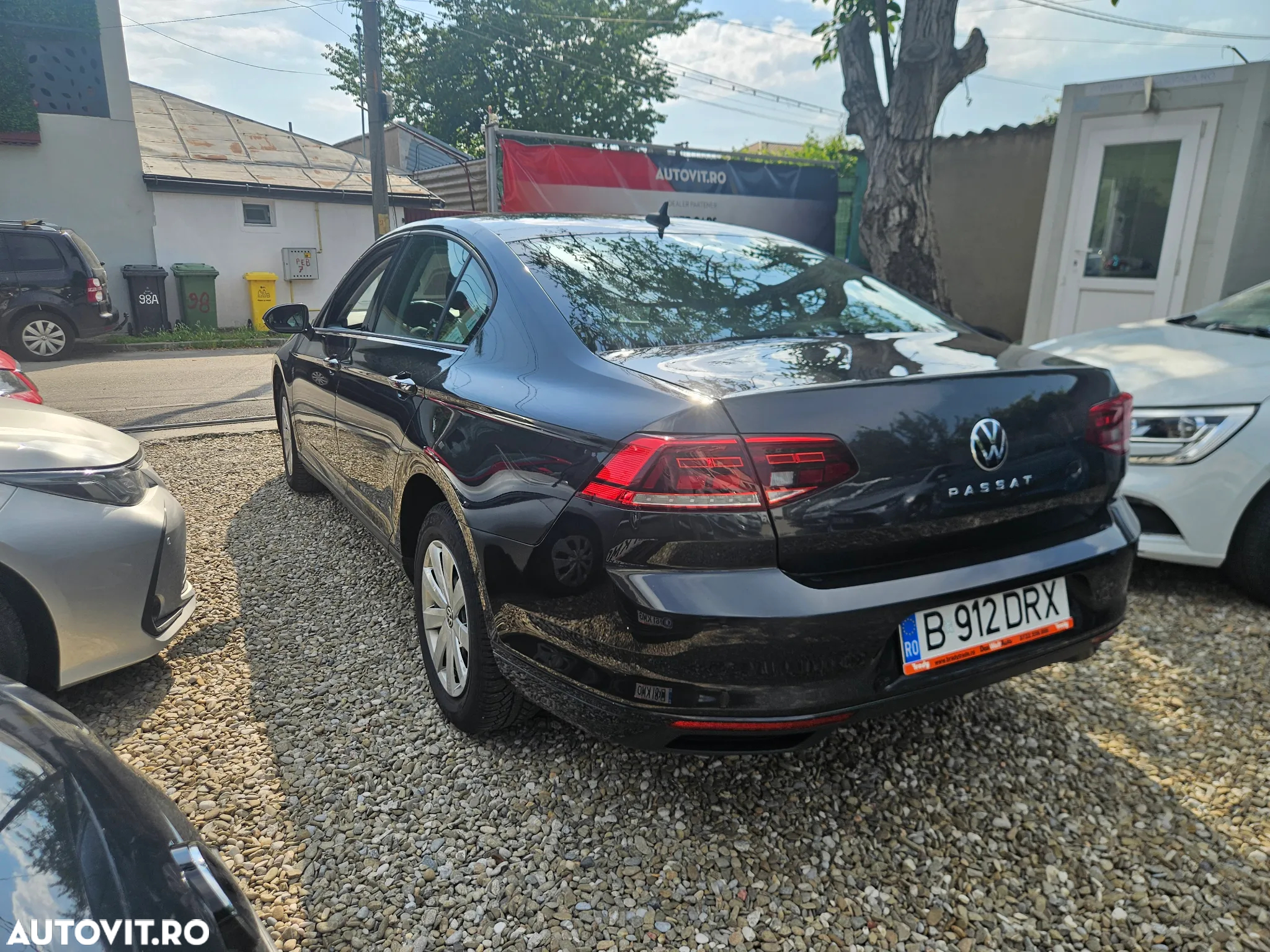 Volkswagen Passat - 3
