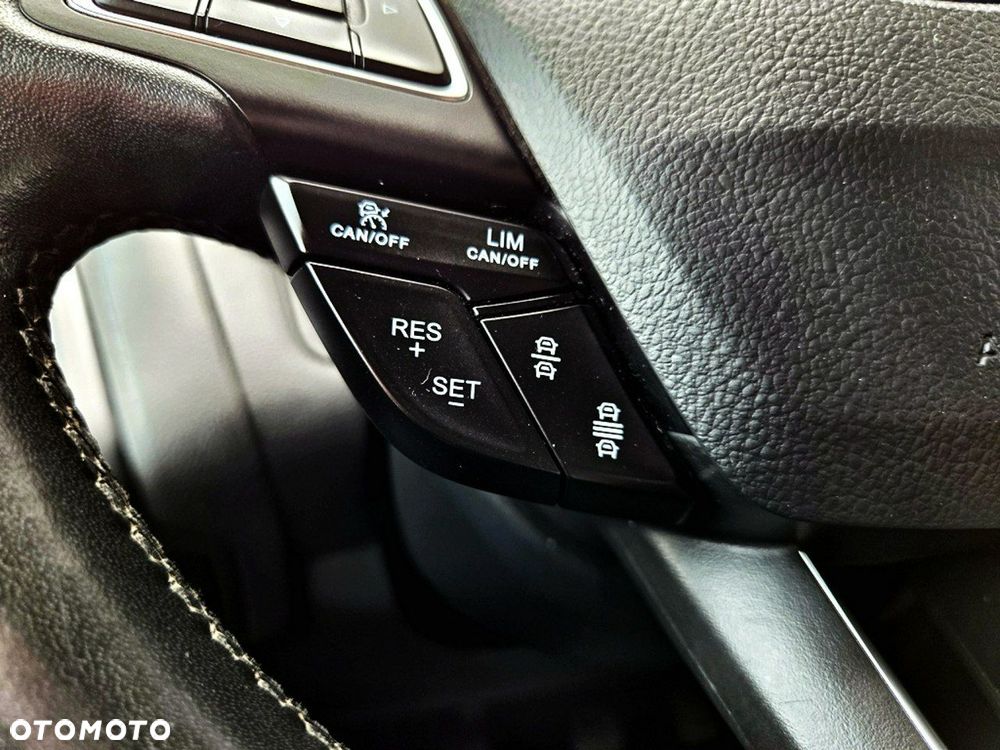 Ford Focus 1.5 EcoBoost STart-Stopp-System Titanium - 18