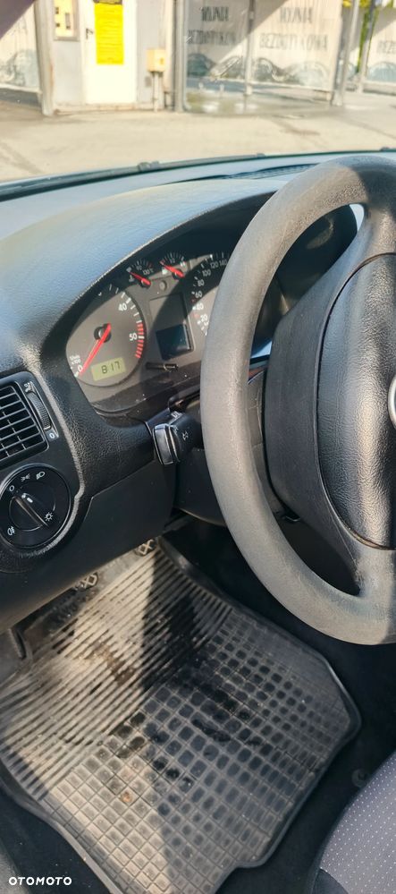 Volkswagen Golf 1.9 TDI Basis - 8