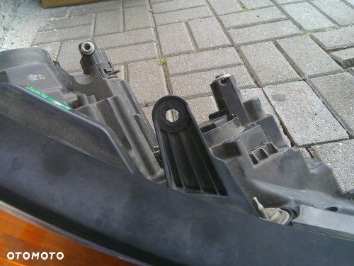 SSANGYONG RODIUS 2 II PRAWA PRZEDNIA LAMPA ZWYKŁA SOCZEWKA ORYGINAŁ - 3