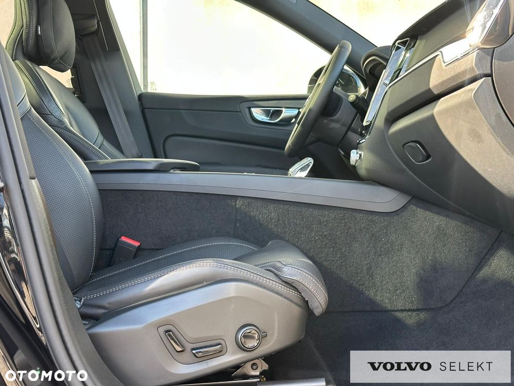 Volvo XC 60 - 33