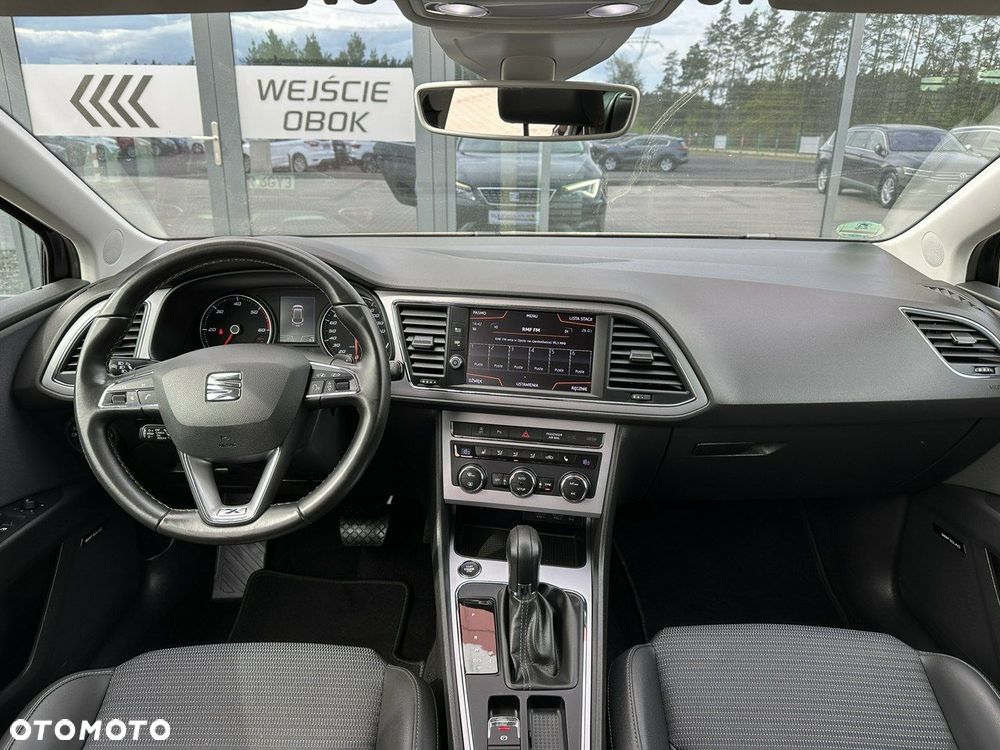 Seat Leon Sportstourer 2.0 TDI DPF DSG Xcellence - 10