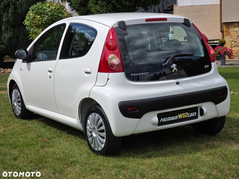 Peugeot 107 1.0 Trendy - 9