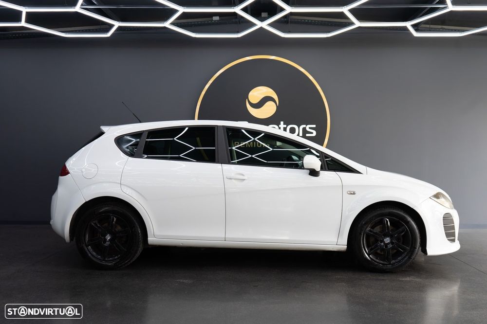 SEAT Leon 1.6 TDI DPF Ecomotive Sport - 4