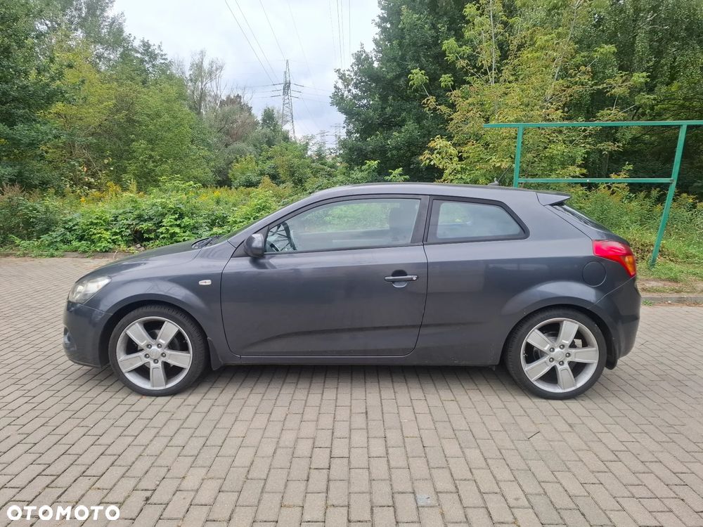 Kia Ceed - 3