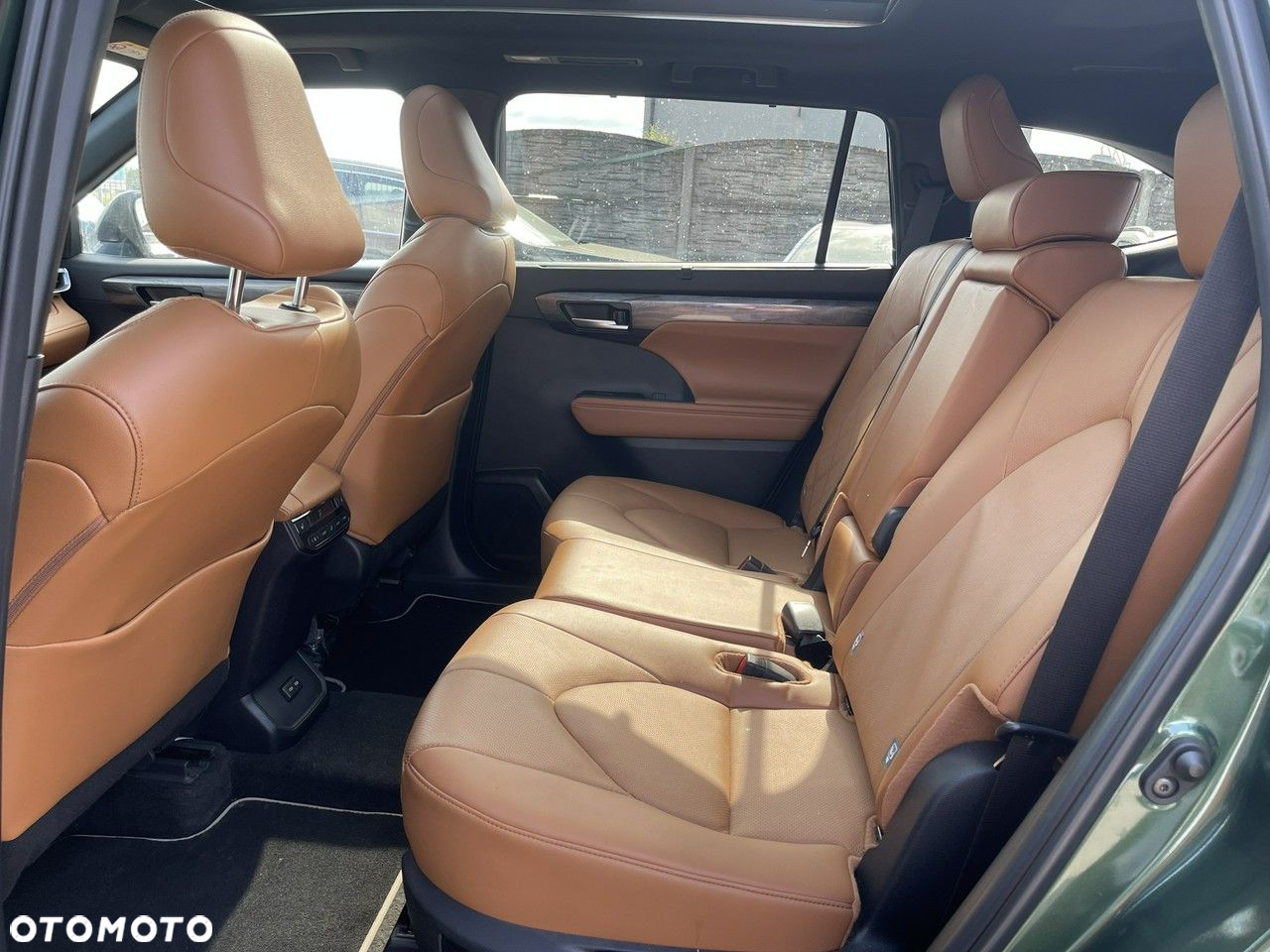 Toyota Highlander 2.5 Hybrid Executive Style - 12