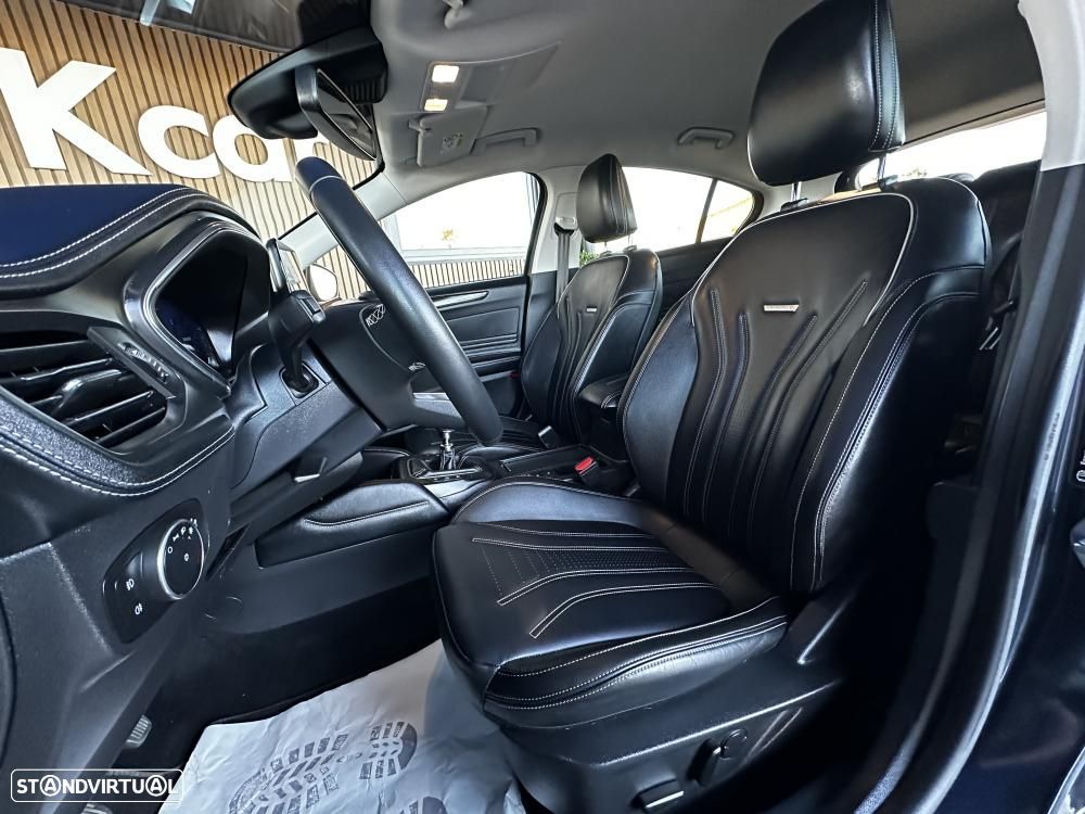 Ford Focus 2.0 TDCi EcoBlue Vignale - 3