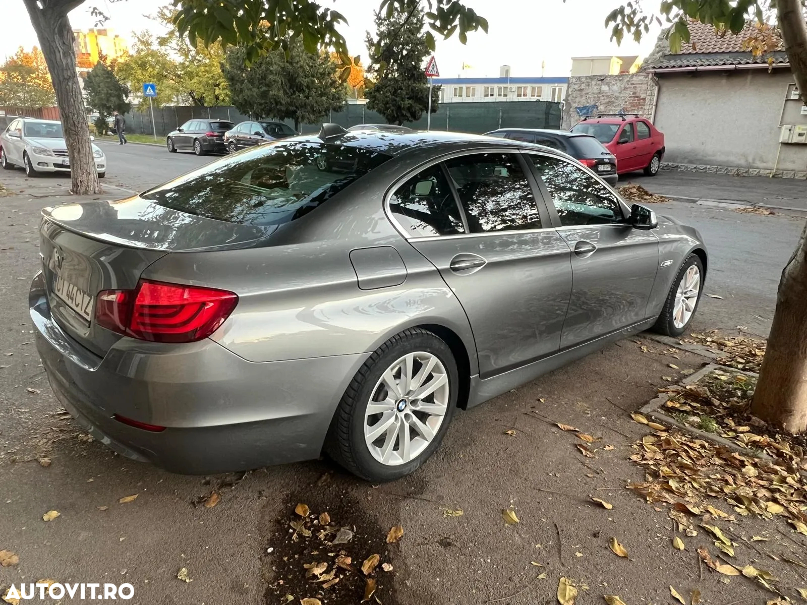 BMW Seria 5 525d xDrive - 5
