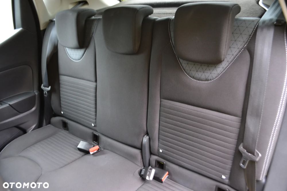 Renault Clio - 22