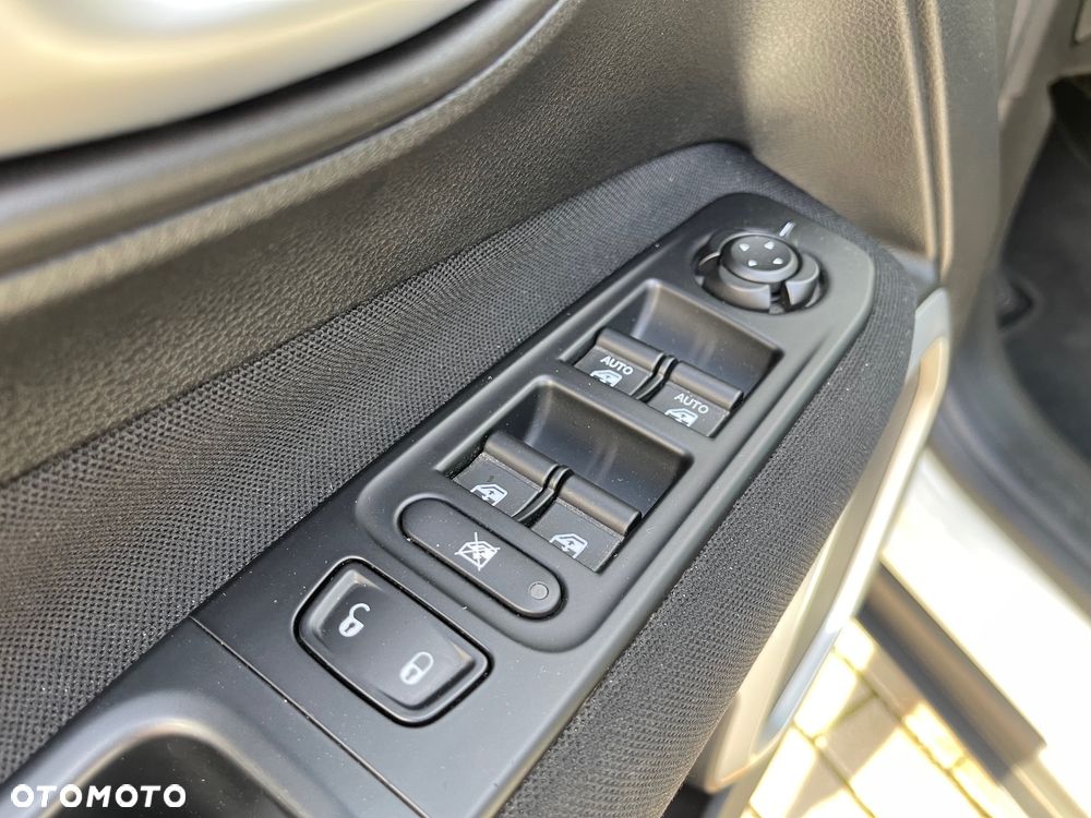 Jeep Renegade 1.3 GSE T4 Turbo Longitude FWD S&S - 25