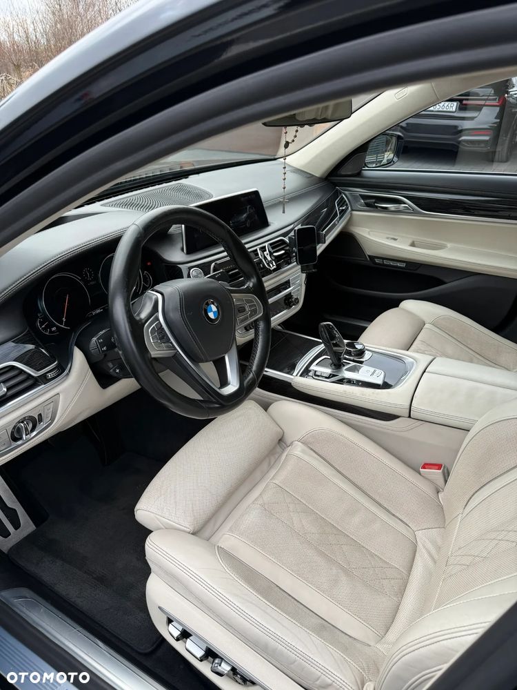 BMW Seria 7 - 9
