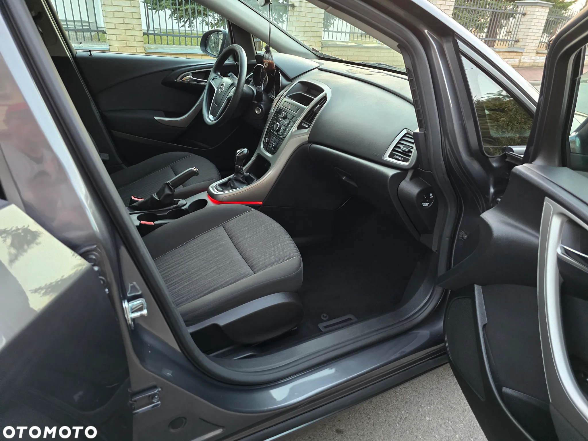 Opel Astra IV 2.0 CDTI Sport - 13