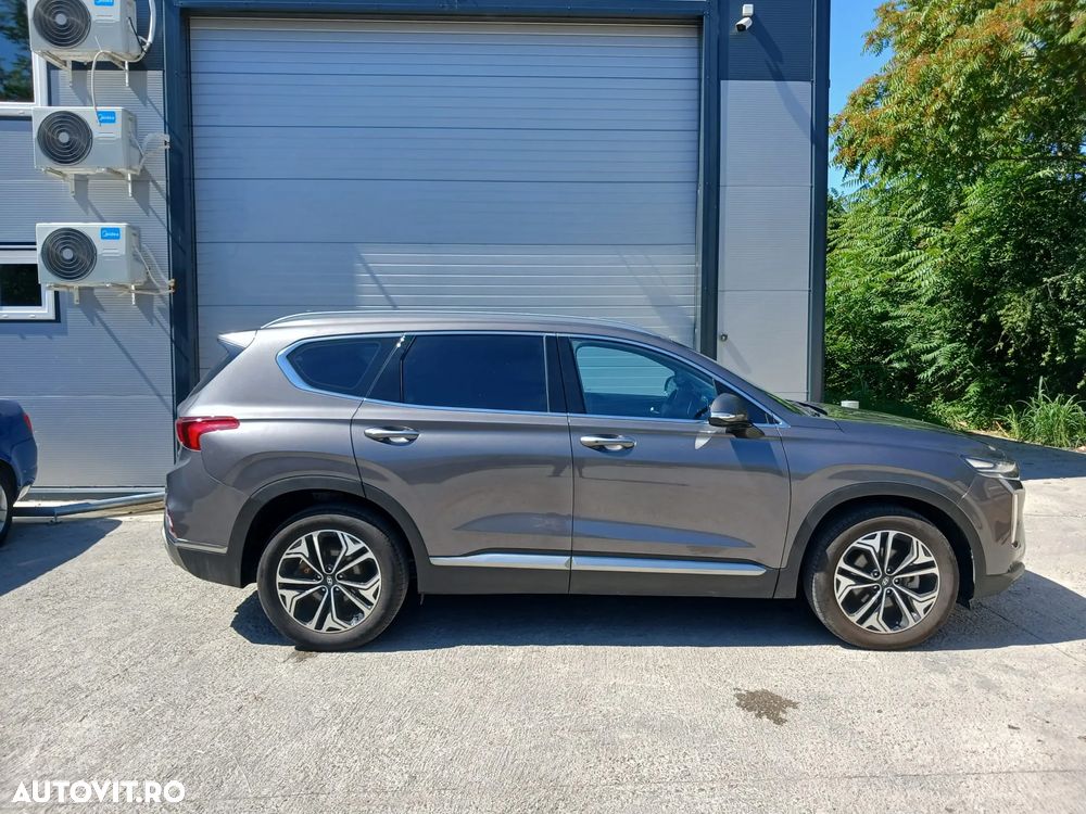 Hyundai Santa Fe - 3