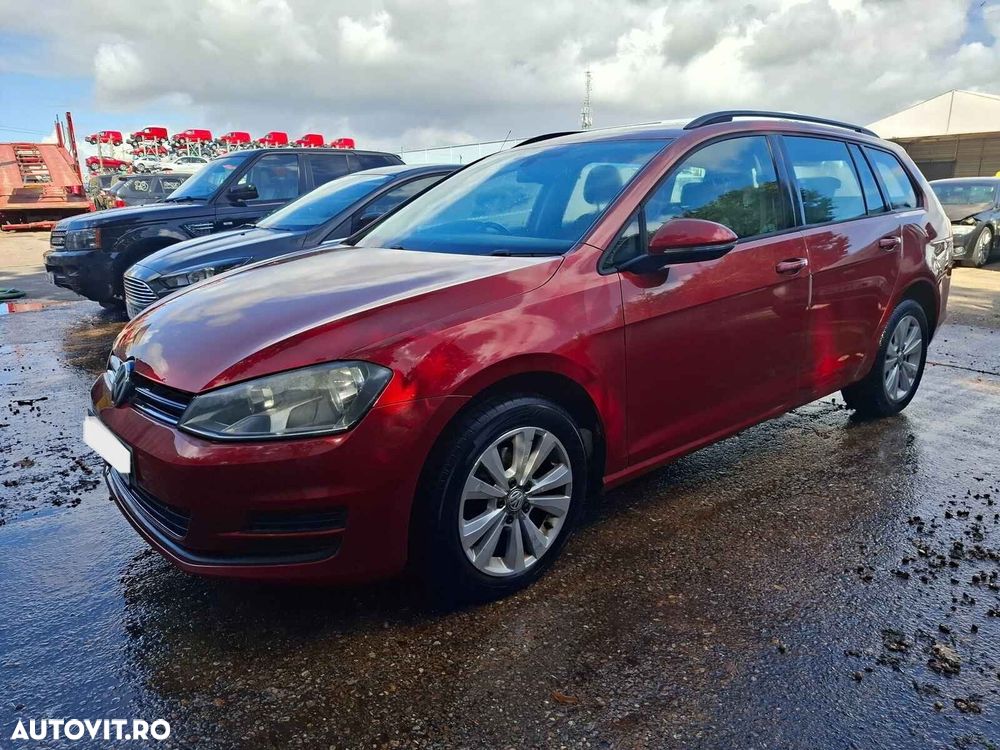 Usa Fata Stanga Volkswagen Golf 2014 Break Rosu - 2