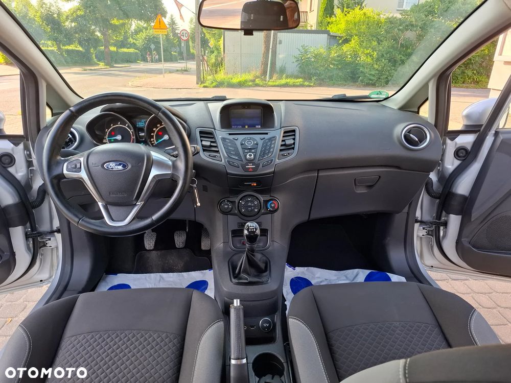 Ford Fiesta 1.25 Silver X Plus EU6 - 18