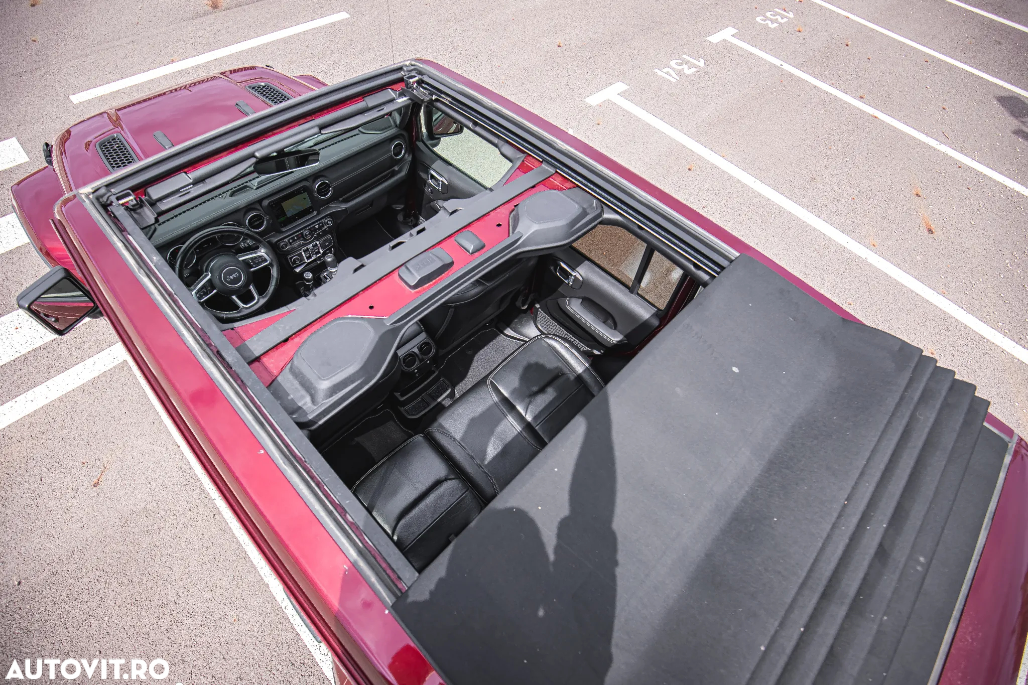 Jeep Wrangler 2.0 4xe AT8 PHEV Sahara - 10