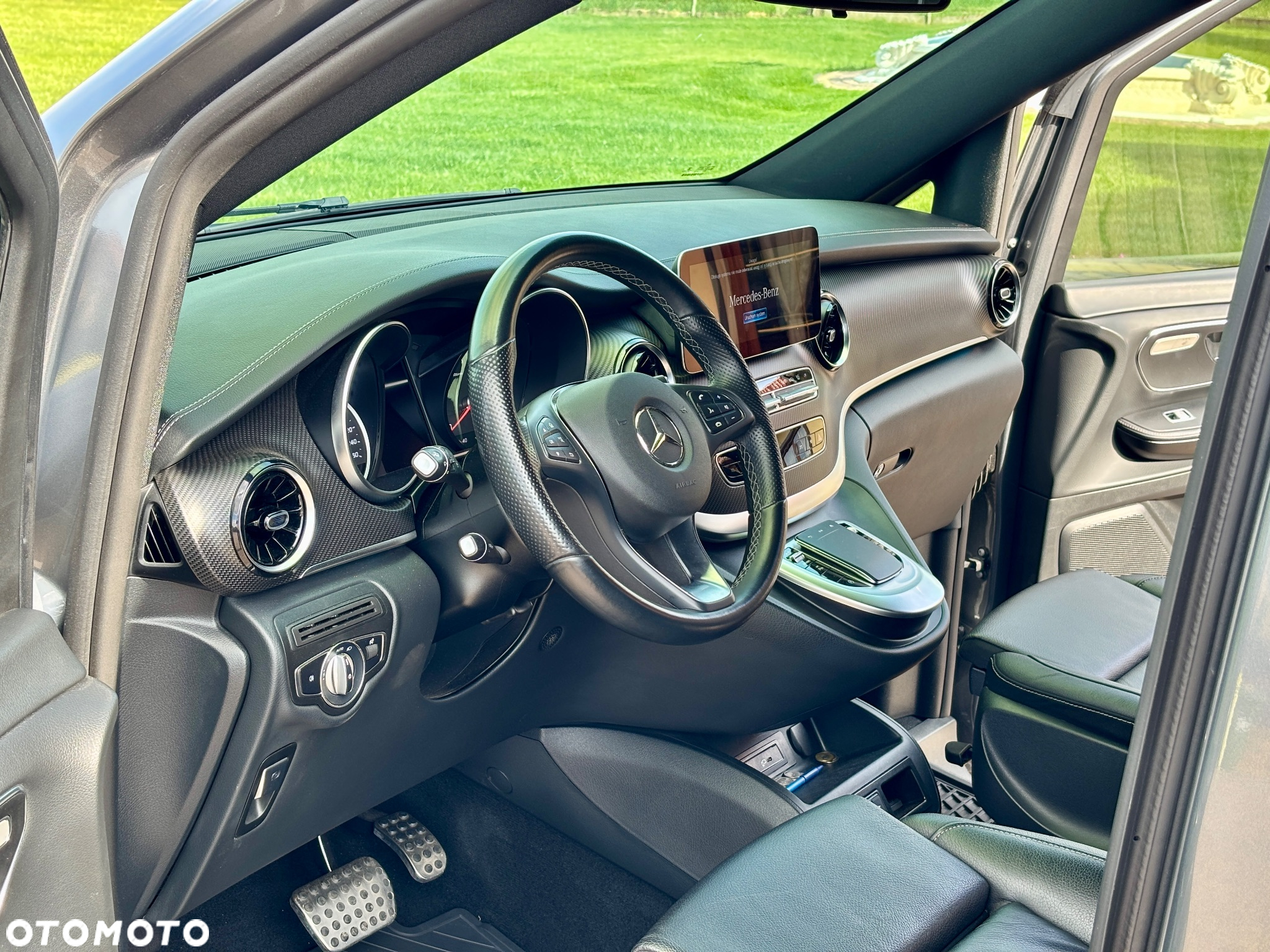 Mercedes-Benz Klasa V 300 d Avantgarde 9G-Tronic - 12