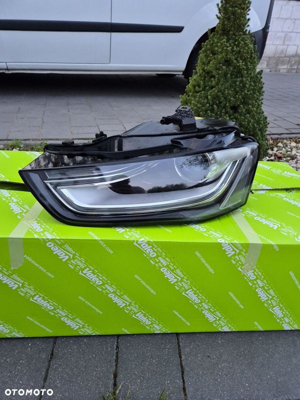 Lampa Lewa przód przednia audi a4 b8 lift bi-xenon 11 pin nieskrętny