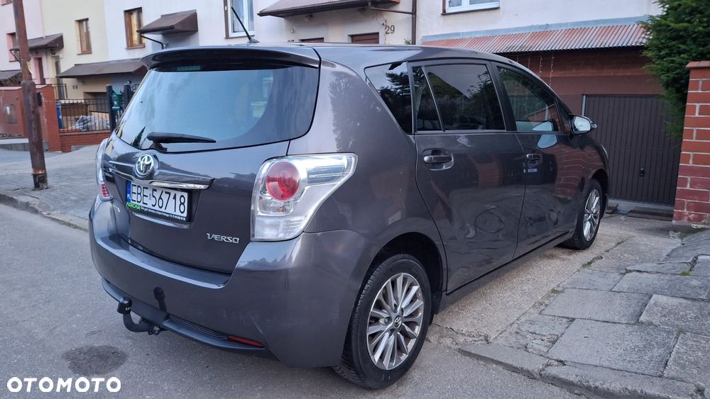 Toyota Verso 1.6 D-4D Prestige 7os EU6 - 4