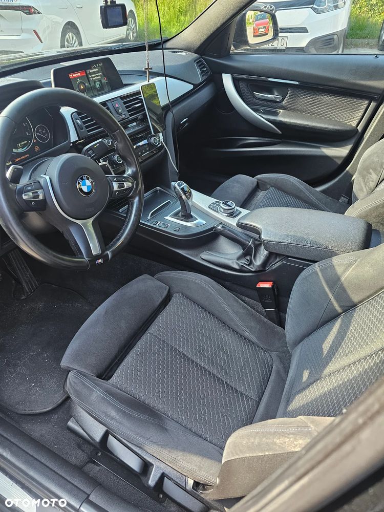 BMW Seria 3 320d xDrive M Sport - 5