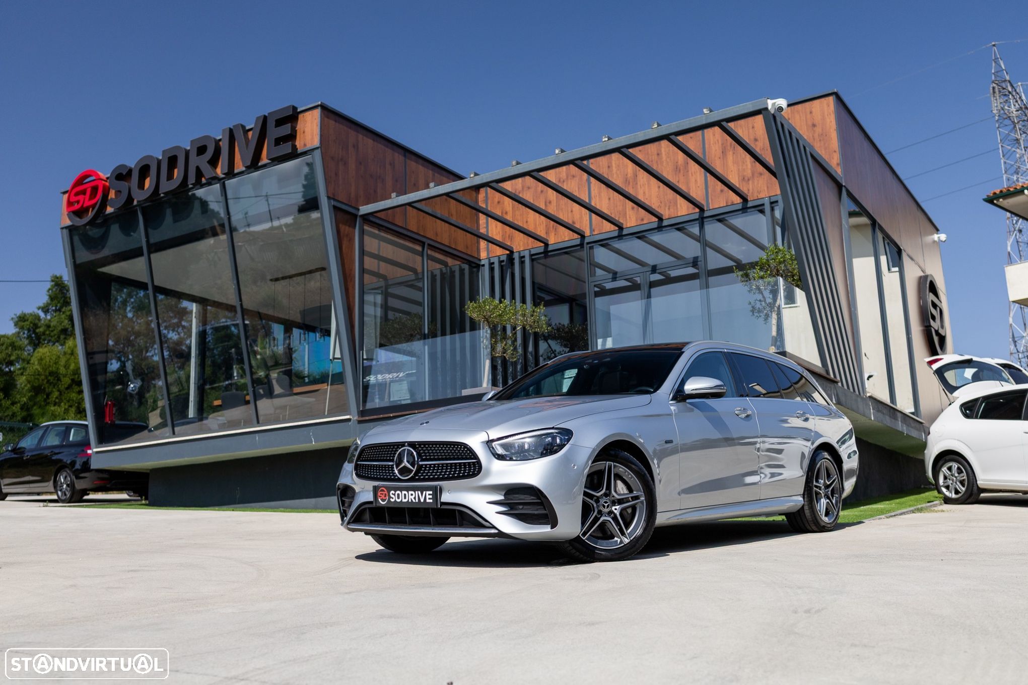 Mercedes-Benz E 300 - 1