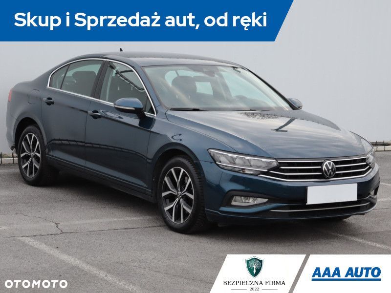 Volkswagen Passat - 3