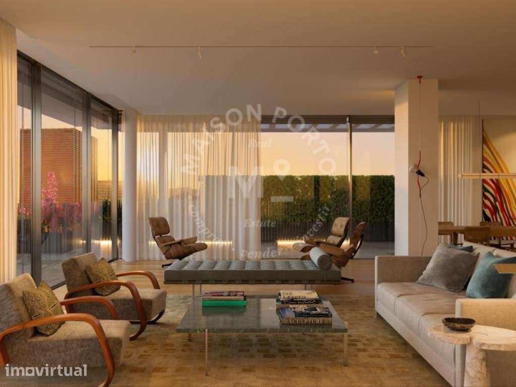 Apartamento T4 com Suites e Varanda na Avenida da Boavista, Porto - Grande imagem: 2/18