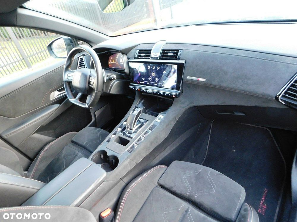 DS Automobiles DS 7 Crossback 2.0 BlueHDi Performance Line + - 9