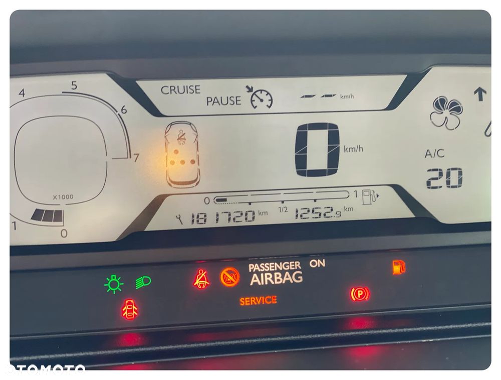 Citroën C4 Picasso 1.6 e-HDi Exclusive - 21