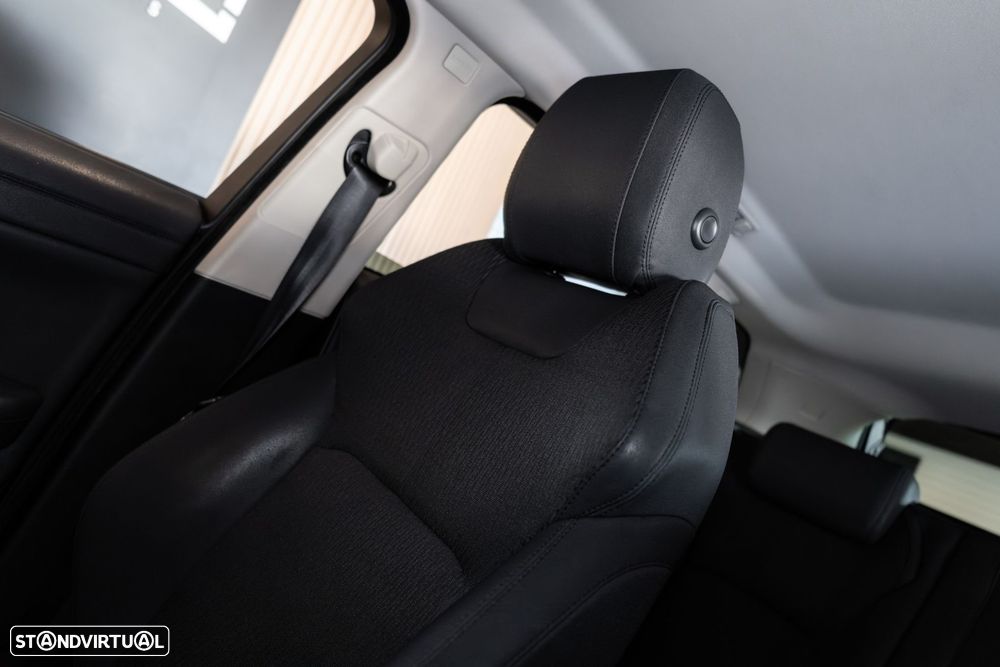 Land Rover Range Rover Evoque 2.0 eD4 SE Dynamic - 46