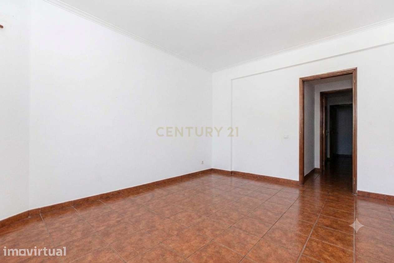 Apartamento T3 no Estoril - Fontaínhas - Grande imagem: 4/17