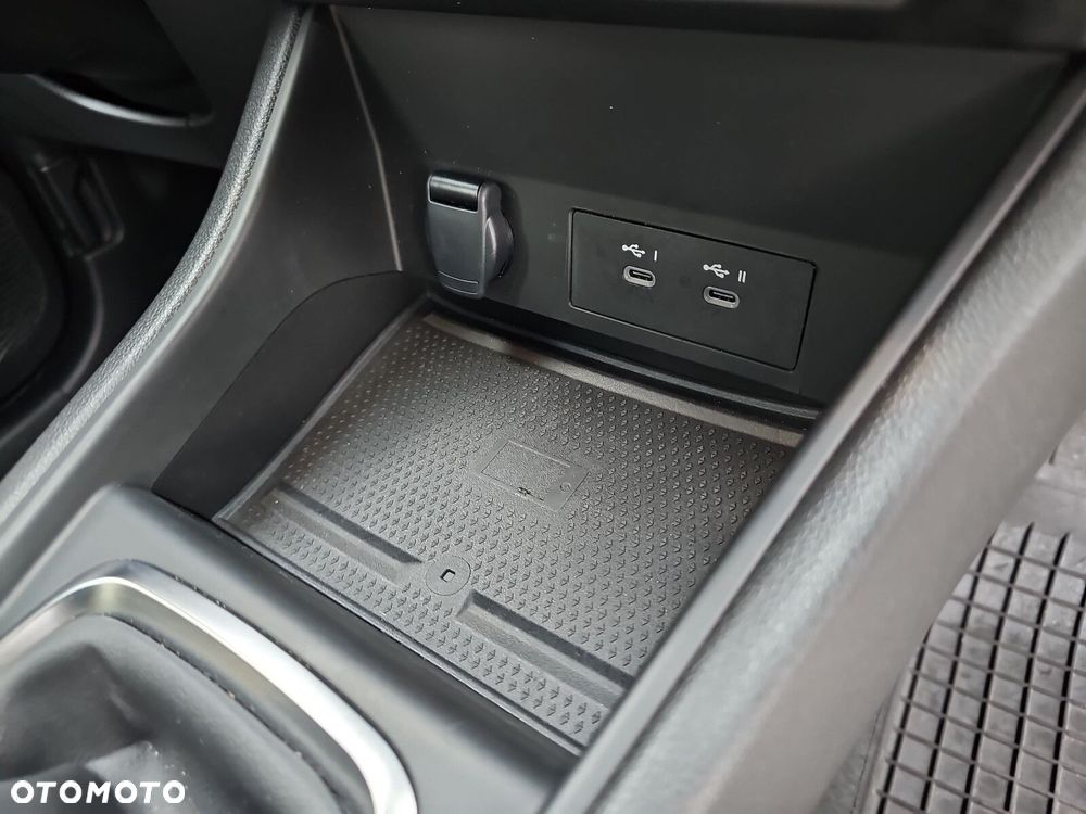 Renault Captur - 28