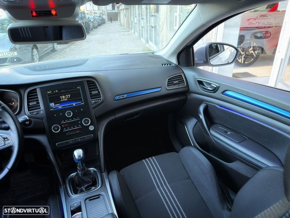 Renault Mégane Sport Tourer 1.5 dCi GT Line SS - 23