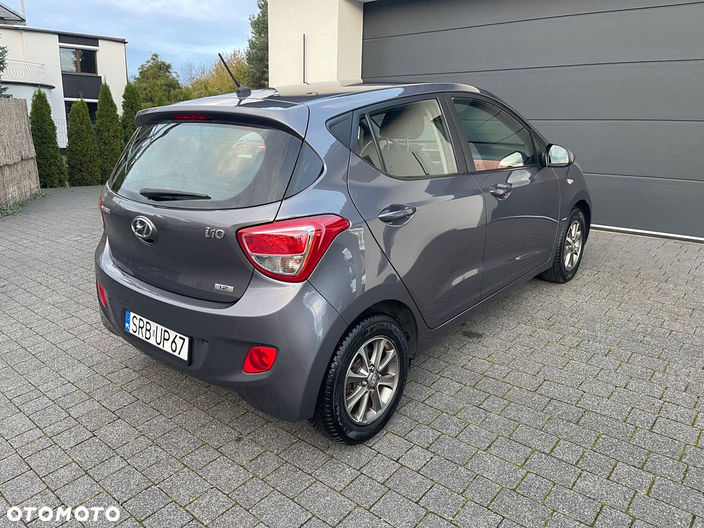 Hyundai i10 - 30