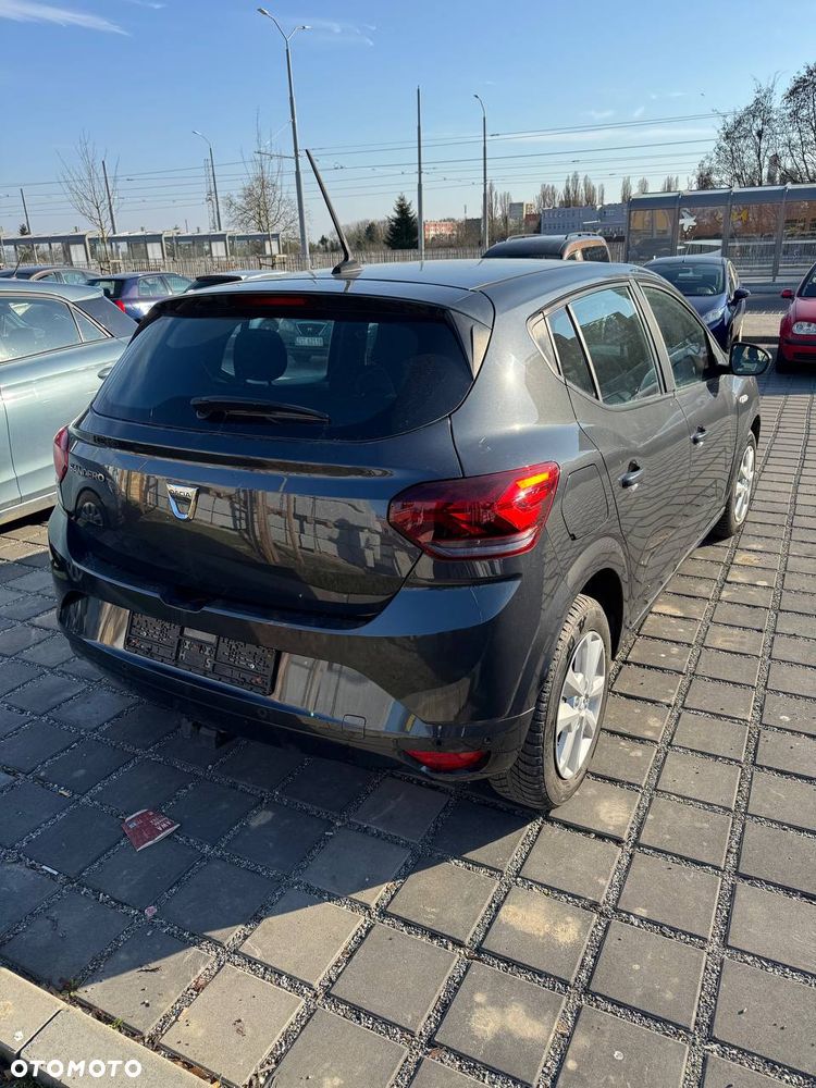 Dacia Sandero - 3