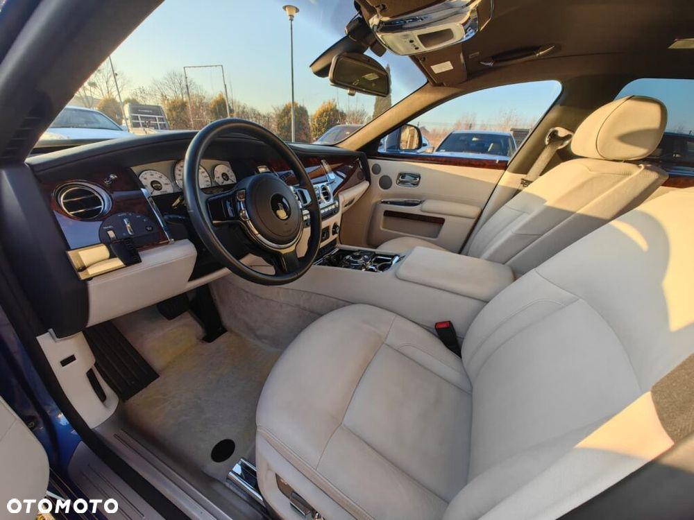 Rolls-Royce Ghost - 17