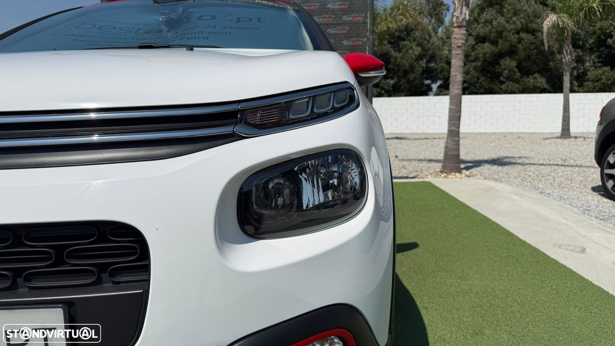 Citroën C3 1.2 PureTech Shine - 15